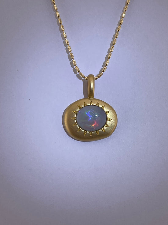 18k Australian Black Solid Opal Sun Necklace