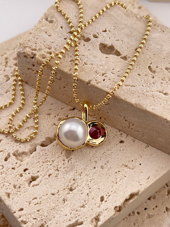 18k South Sea Pearl Ruby Necklace