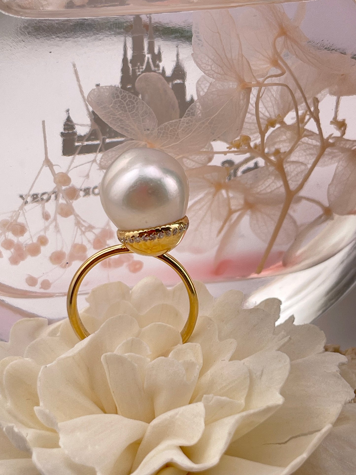 18k South Sea Pearl Diamond Ring